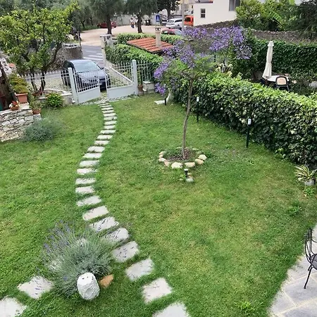 شقة Casa In Pietra In Antico Borgo Vicino Al Centro بيتراسانتا