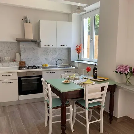 Lejlighed Casa In Pietra In Antico Borgo Vicino Al Centro